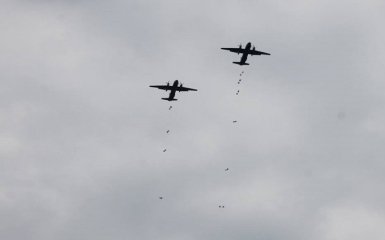 Авиаудар и высадка десанта: появились новые фото военных учений "Летняя гроза"