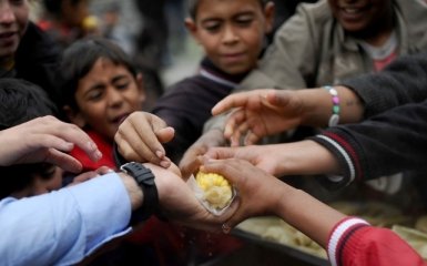В Сирии от голода умерло 16 человек