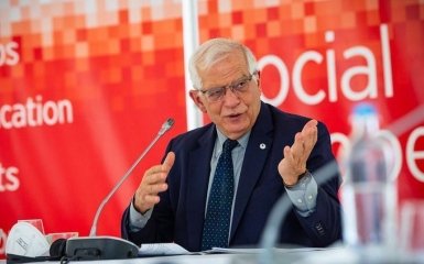 Боррель блокує ідею повної заборони видачі віз росіянам