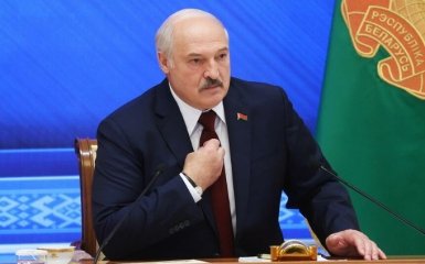Лукашенко обвинил Украину и Зеленского в переброске "боевиков"