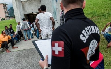 Швейцария будет забирать финансовые активы беженцев для покрытия расходов на их содержание