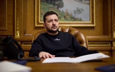 Нові санкції проти РФ та переговори з Макроном — головне зі звернення Зеленського