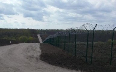 "Стіна" з Росією: з'явилися фото і відео модернізованого КПП