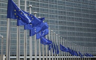 Жесткие таможенные пошлины: Евросоюз готовит удар по США