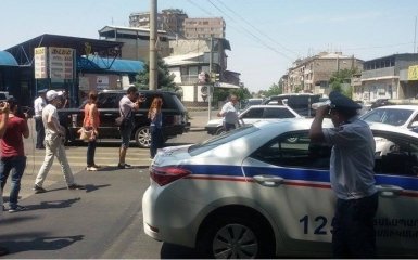 В Ереване оппозиция схлестнулась с полицейскими: опубликовано видео