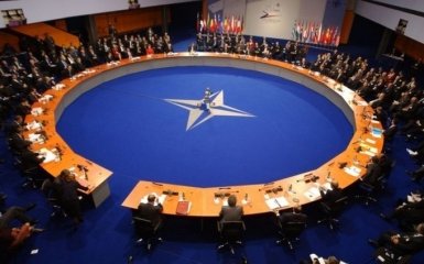 Украину посетит специальная миссия НАТО - подробности