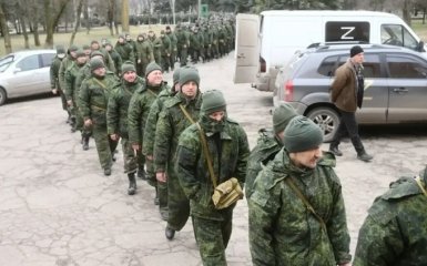 Мобілізовані в Бєлгородській області РФ відкрили стрілянину на військовій базі