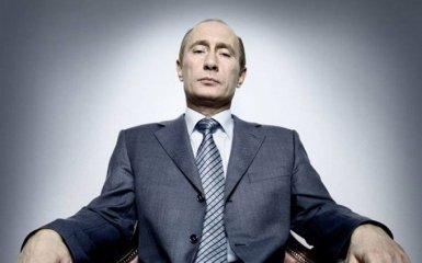 Слова Путина в России уже отливают в граните: опубликовано фото