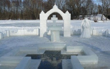 Крещение-2018: сеть обсуждает купание украинских политиков в проруби