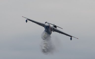 Літак РФ Бе-200