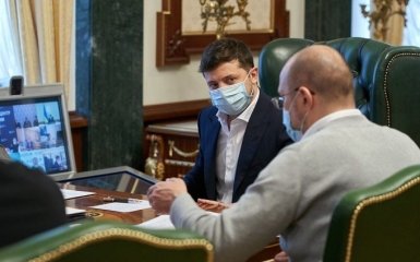 Зеленський та Шмигаль раптово заявили про новий план щодо виходу з карантину