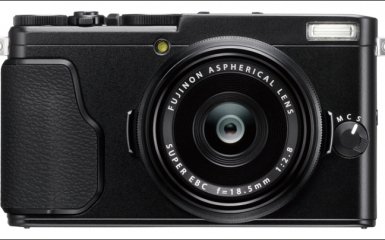 Компания Fujifilm представила фотокомпакт X70 (5 фото)
