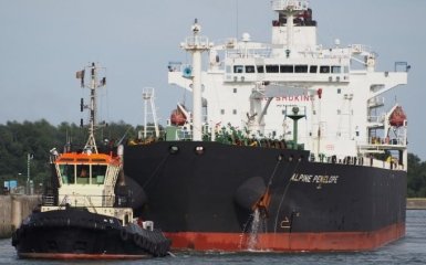 Пираты похитили украинского моряка в Африке - что известно