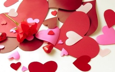 Українських політиків зробили героями кумедних валентинок: з'явилися фото