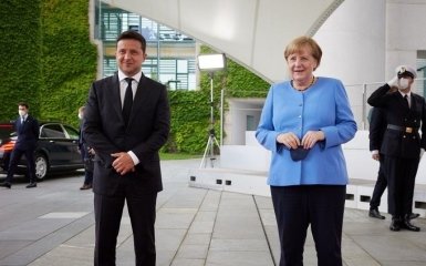Меркель предложила свой сценарий завершения войны на Донбассе