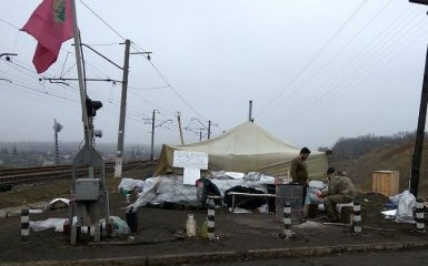 Розгін блокадників Донбасу і протести: в соцмережах найжорсткіші суперечки