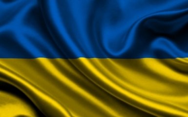 У Миколаєві невідомі осквернили прапор України: з'явилося фото