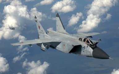В Мурманской области разбился военный самолет МиГ-31 — эпичное видео