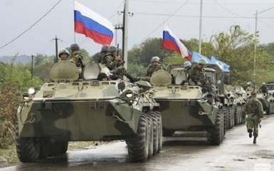 Россиянам посоветовали поискать трупы в танках, которые везут с Донбасса