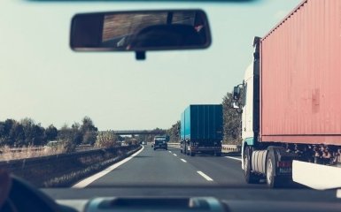 Україна та ЄС продовжили "транспортний безвіз" ще на рік
