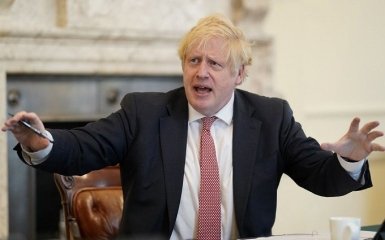 Британському прем’єр-міністру загрожує звільнення через скандальне порушення карантину