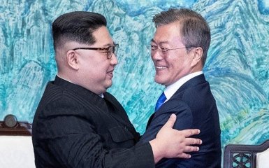 Ким Чен Ын сделал еще один удивительный подарок лидеру Южной Кореи