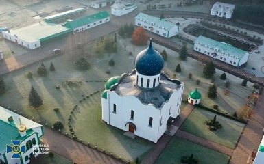 Прославляли "русскую землю": СБУ закінчила обшуки у монастирі УПЦ МП на Закарпатті