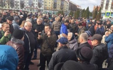 В Беларуси люди вышли на масштабный протест: появились видео и фото