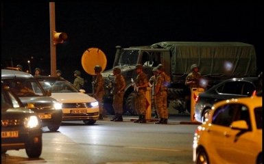 Число загиблих при провальному перевороті в Туреччині різко зросло