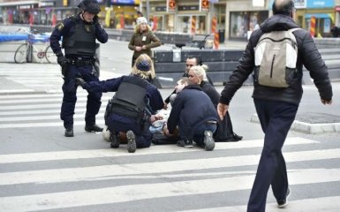 Теракт в Стокгольме: появилось видео момента трагедии
