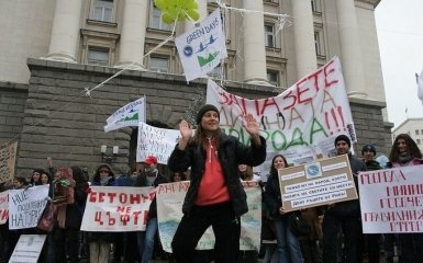 Експерт попередив про загрозу повторення казахського сценарію в Україні