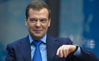 Конфуз российского премьера: Медведеву припомнили старое видео