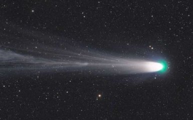 Астрономи показали найяскравішу комету 2021 року — вражаюче відео