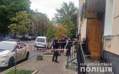 Житель Киевской области поджег дверь офиса омбудсмена, поскольку она не реагировала на его жалобы
