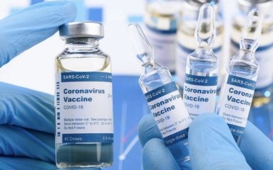 В РНБО назвали терміни початку вакцинації від коронавіруса в Україні