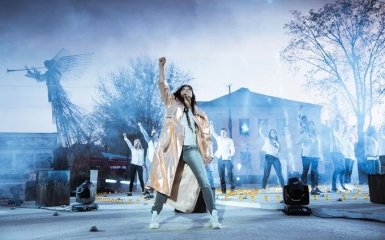 Руслана устроила арт-перфоманс в Чернобыле: (ФОТО, ВИДЕО)