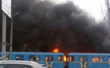Масштабный пожар у "Дарынка" в Киеве: появились громкие подробности и новое видео