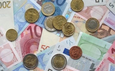 Німеччина і Франція пропонують обмежити використання готівки в ЄС