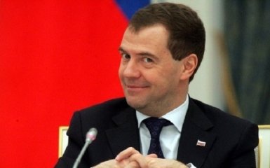 Новый ляп Медведева о деньгах: появилось видео жесткого ответа россиян