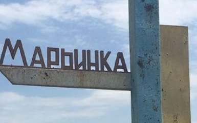 Під Донецьком знову закрили пункт пропуску через постійні обстріли бойовиків