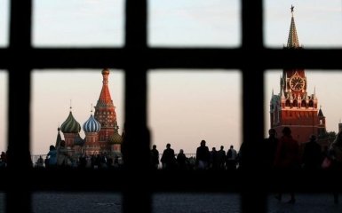 Закон о прекращении "дружбы" с Россией вступил в силу: что это значит