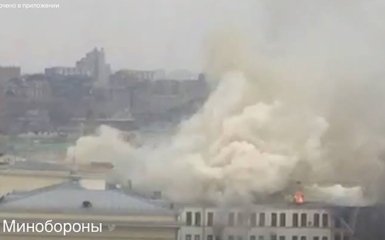 Гори, гори ясно: в сети волна шуток из-за пожара в Минобороны России