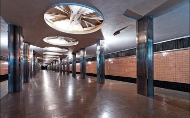 Трагедия с молодым человеком в метро Киева: появилось видео