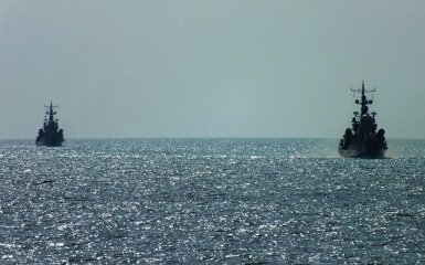 Украина начала учения с ракетными стрельбами, Россия ответила кораблями