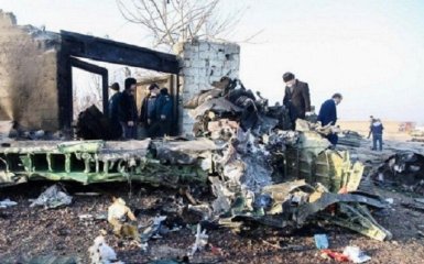 Авиакатастрофа МАУ в Иране: полный список пассажиров и экипажа