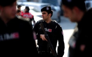 Прем'єр Туреччини повідомив про завершення спецоперації проти курдських бойовиків