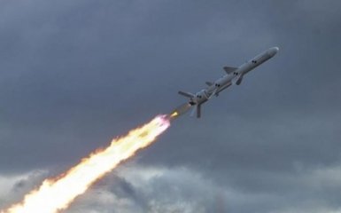 Bild показала обломки сбитой над Киевом российской ракеты "Кинжал" — видео