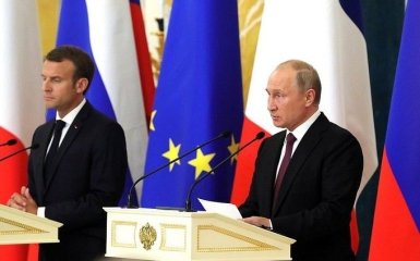 Макрон терміново зателефонував Путіну - що сталося