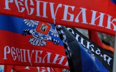 Йдуть на Київ: бойовиків ДНР висміяли двома фото з похорону