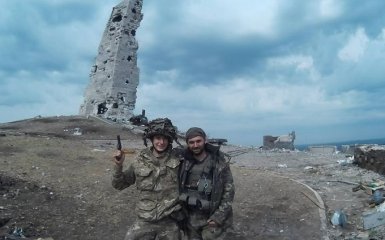 В сети появилась удивительная история героя-добровольца: опубликованы фото